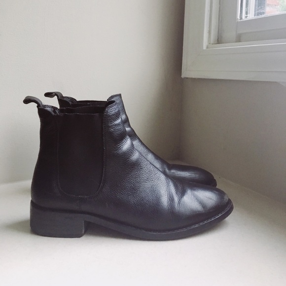 asos aura chelsea boots